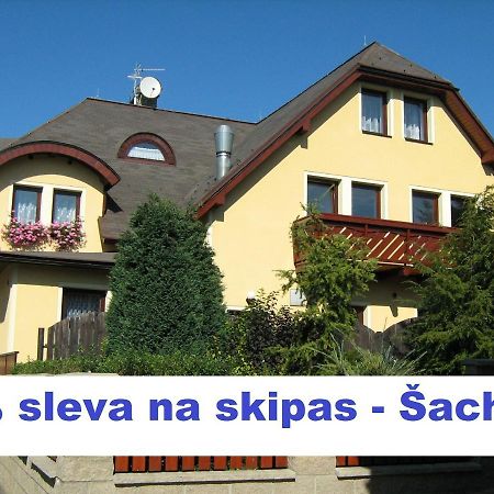Penzion Albina - Restaurace Vysoké nad Jizerou Zewnętrze zdjęcie